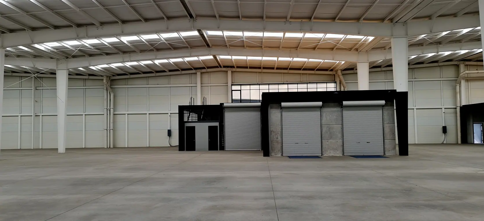 Mezzanine de 234 m² dentro de bodega en renta en zona industrial Vallejo