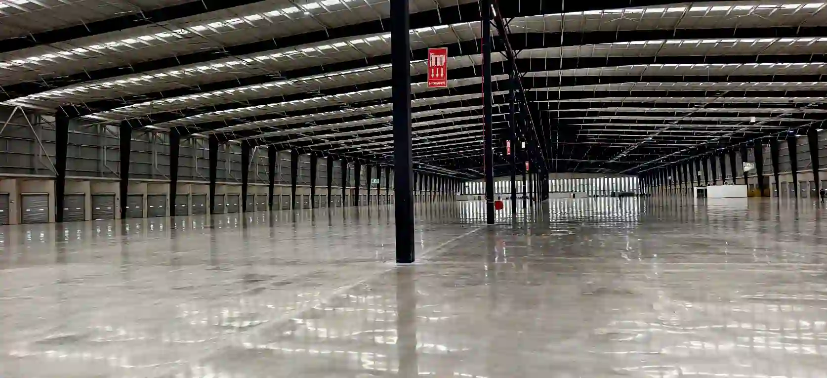 Piso de alta resistencia de 8 toneladas por m² en nave industrial El Trébol