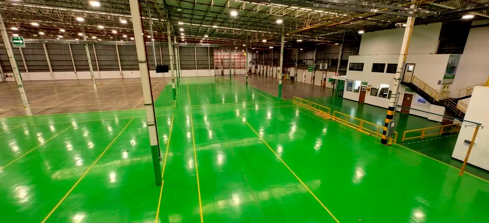 Nave industrial con techo tipo KR18 y aislante termoacústico en Iztapalapa